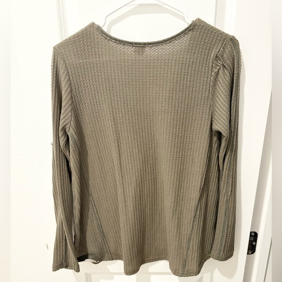 O’Neill Green Long Sleeve Waffle Knit Sweater Top - Picture 7 of 7
